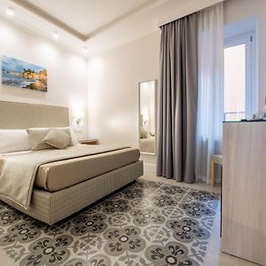 Habitación Estándar con Cama Queen